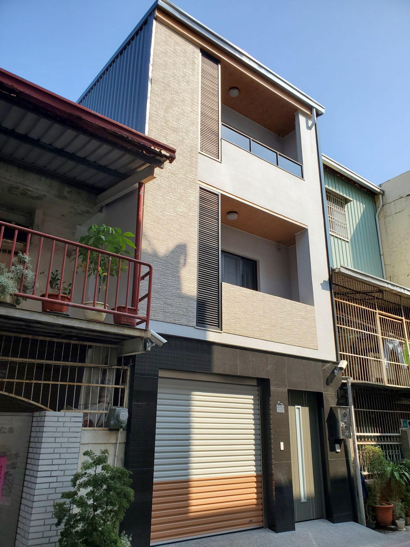 東區仁和路全棟翻修工程